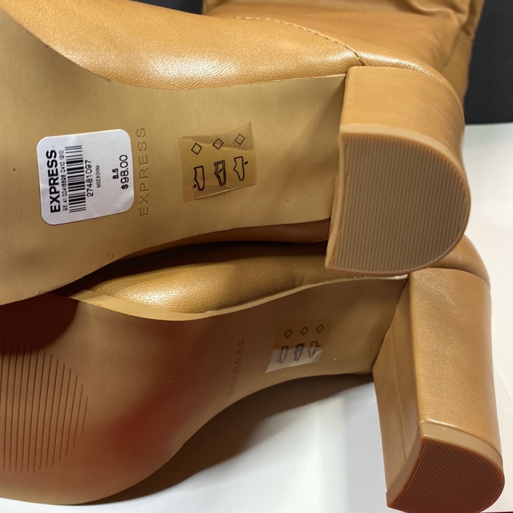 EXPRESS - CAMEL 8 1/2 NEW KNEE BOOTS NO LONGER HAVE BOX SHIPPED IN CLEAR BOX - Picture 9 of 11